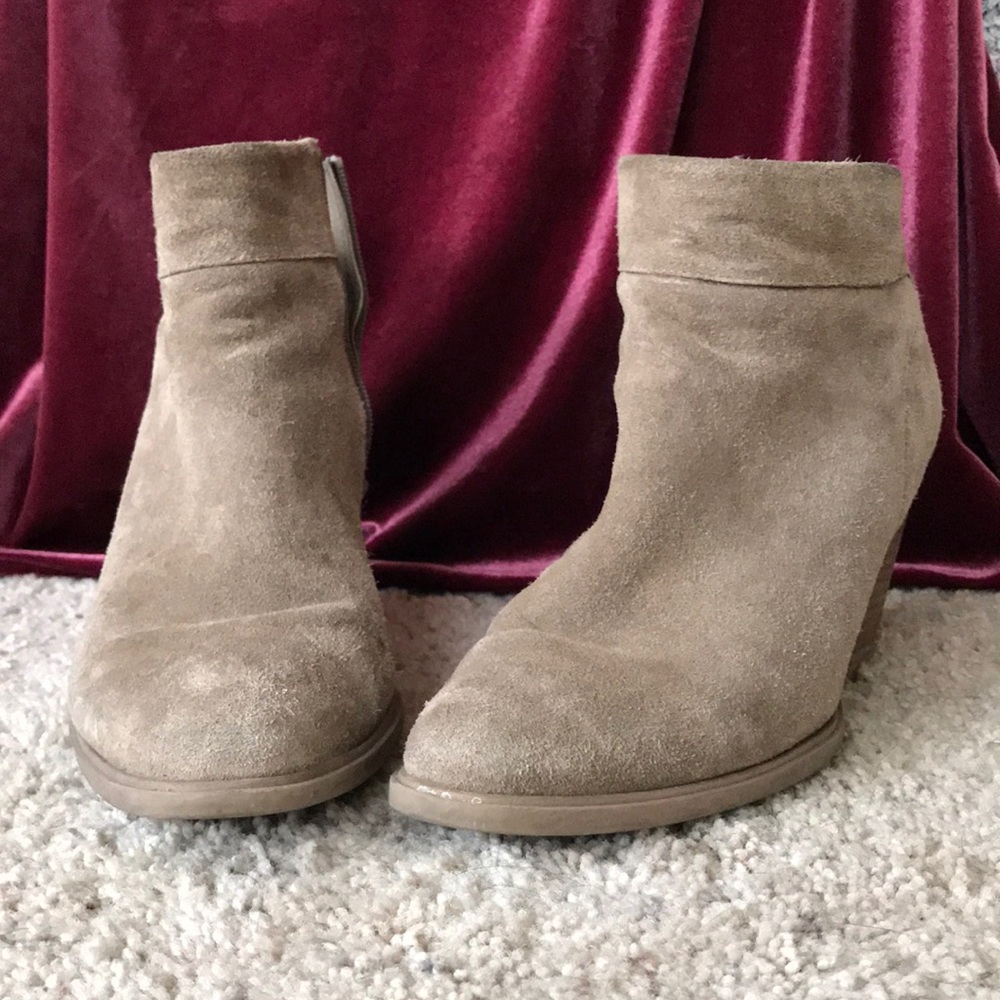 Steve Madden Boots!